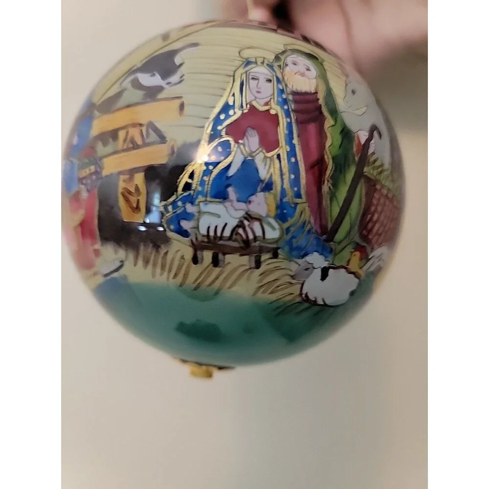 Li Bien 2003 Christmas Ornament Nativity Scene Mary Joseph Jesus Glass Globe